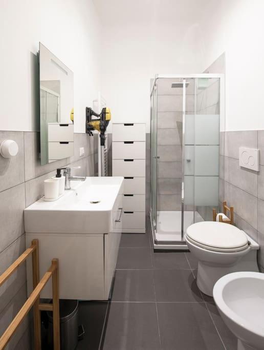 Apartment Duomo 10 Min Cozy Netflix + Wifi Mailand